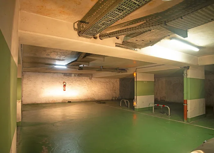 Eden Palace 3 - Happy * מנטון